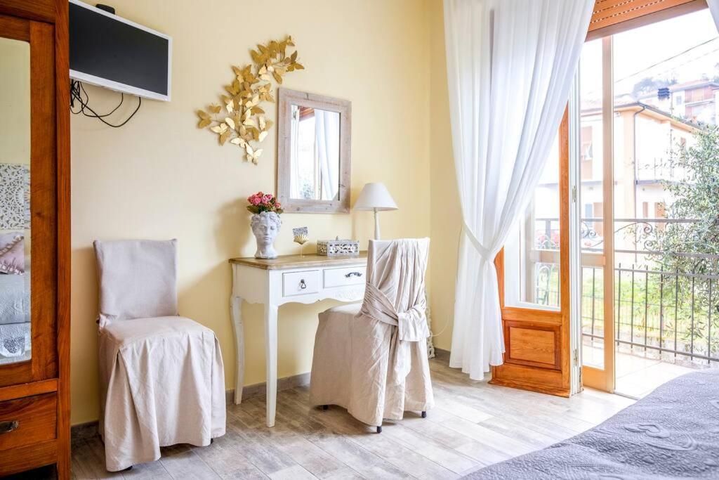 Annali Casa Vacanze - Shabby Style Nella Natura La Spezia Dış mekan fotoğraf