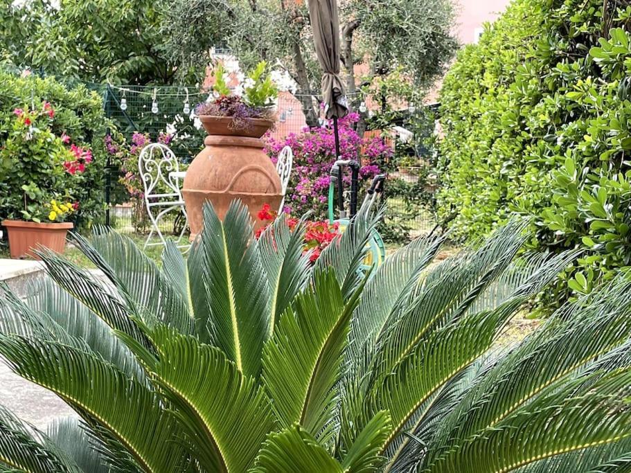 Annali Casa Vacanze - Shabby Style Nella Natura La Spezia Dış mekan fotoğraf